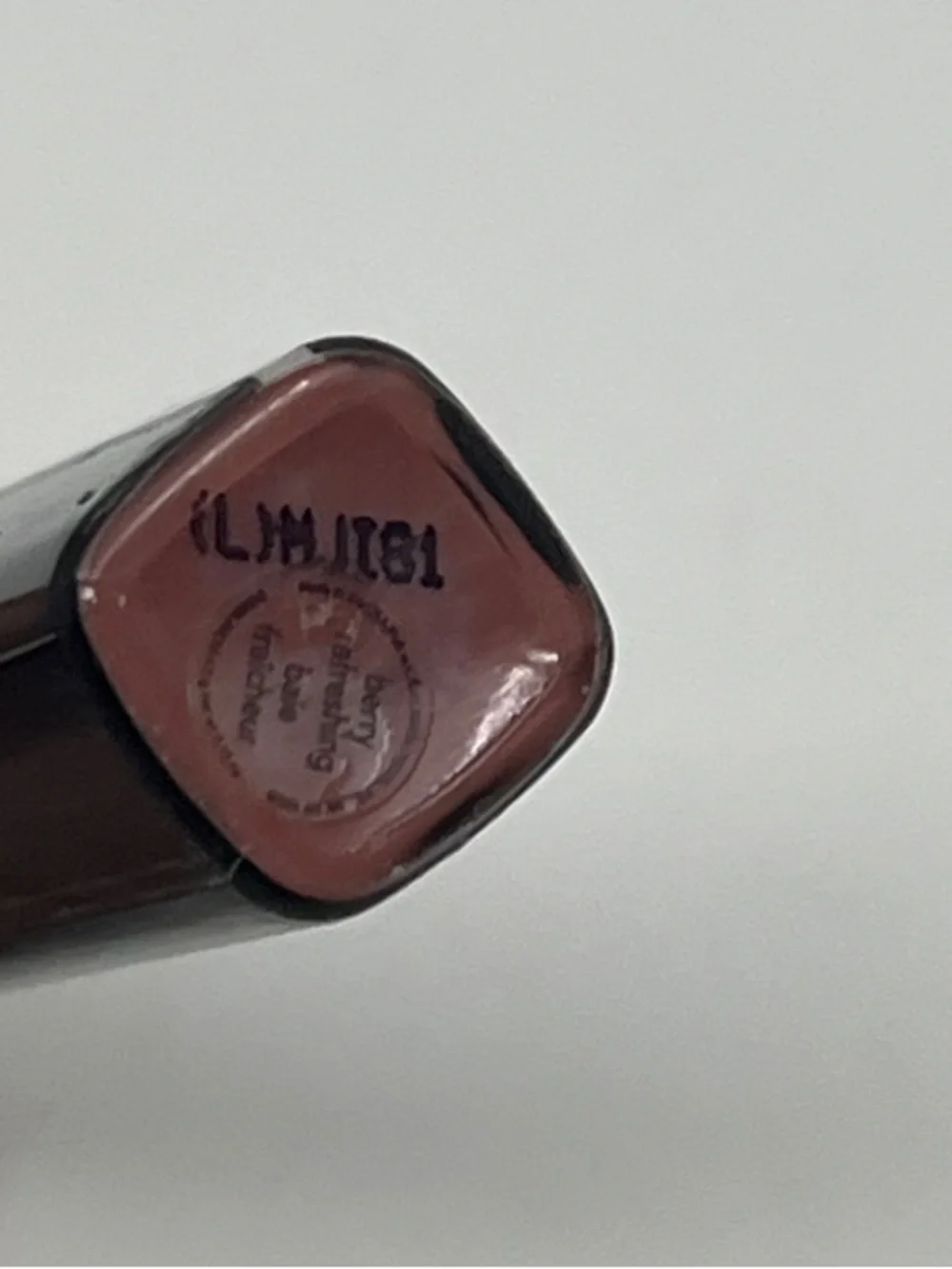 Avon compact lip